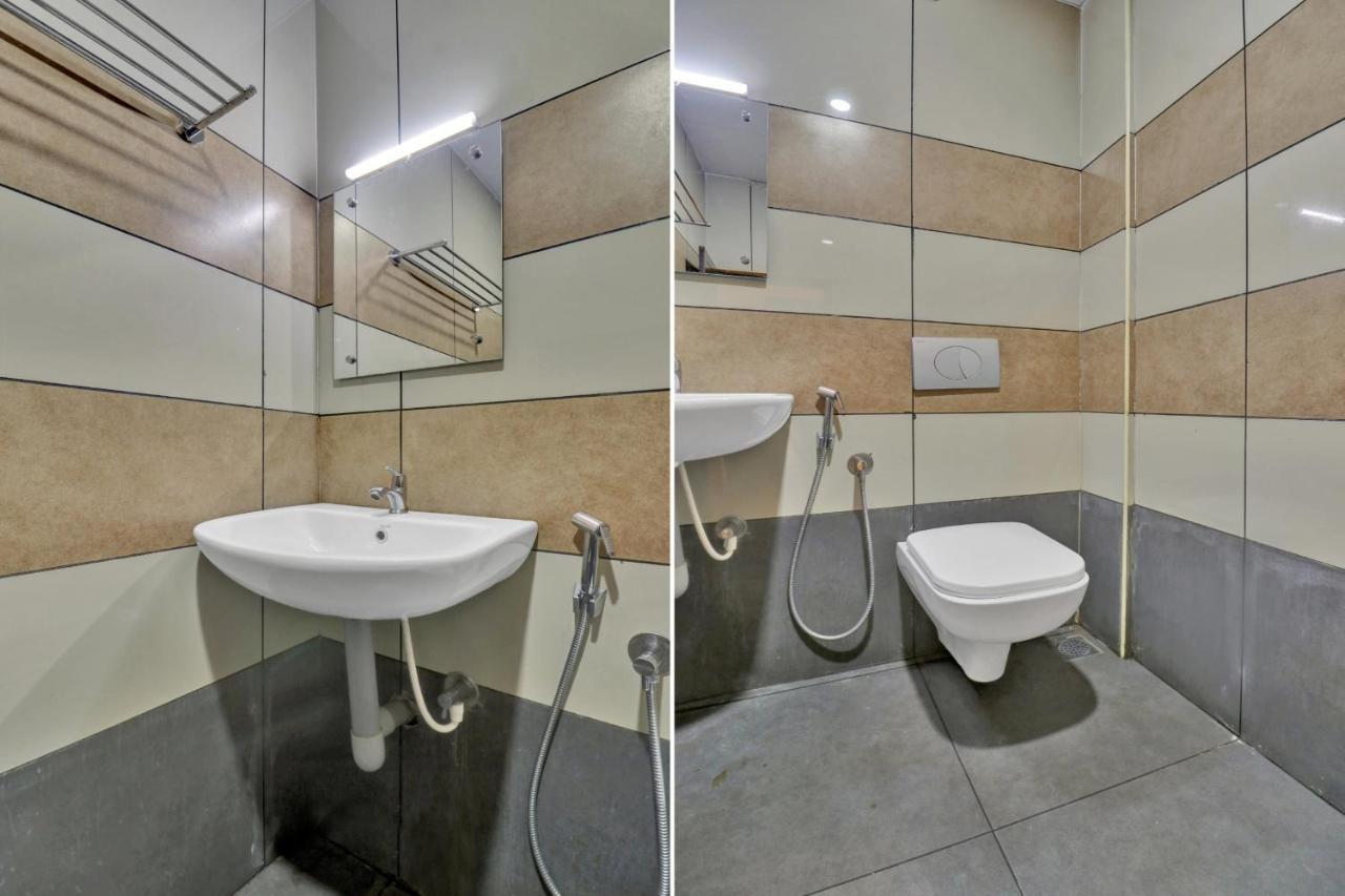 Oyo Townhouse 1070 Ramis Plaza Hotel Taliparamba Luaran gambar
