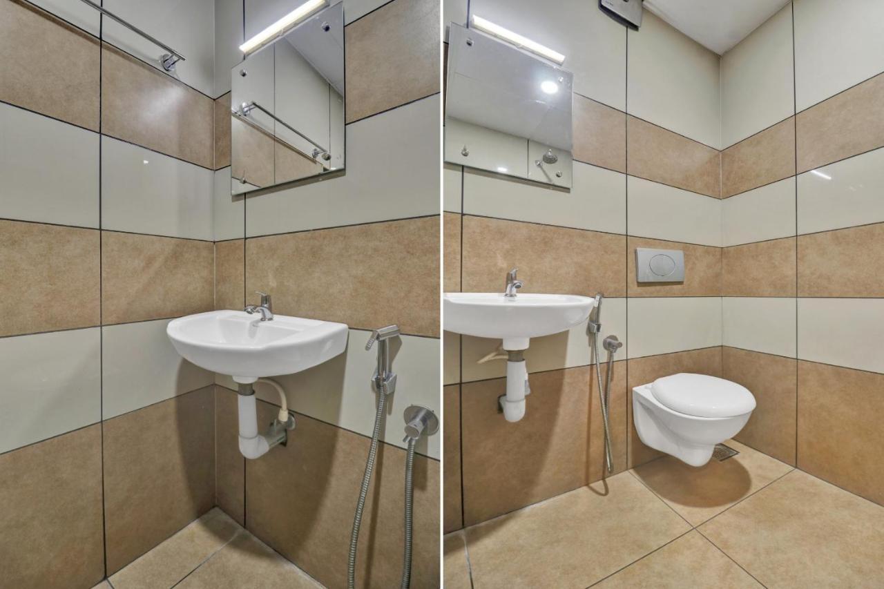Oyo Townhouse 1070 Ramis Plaza Hotel Taliparamba Luaran gambar